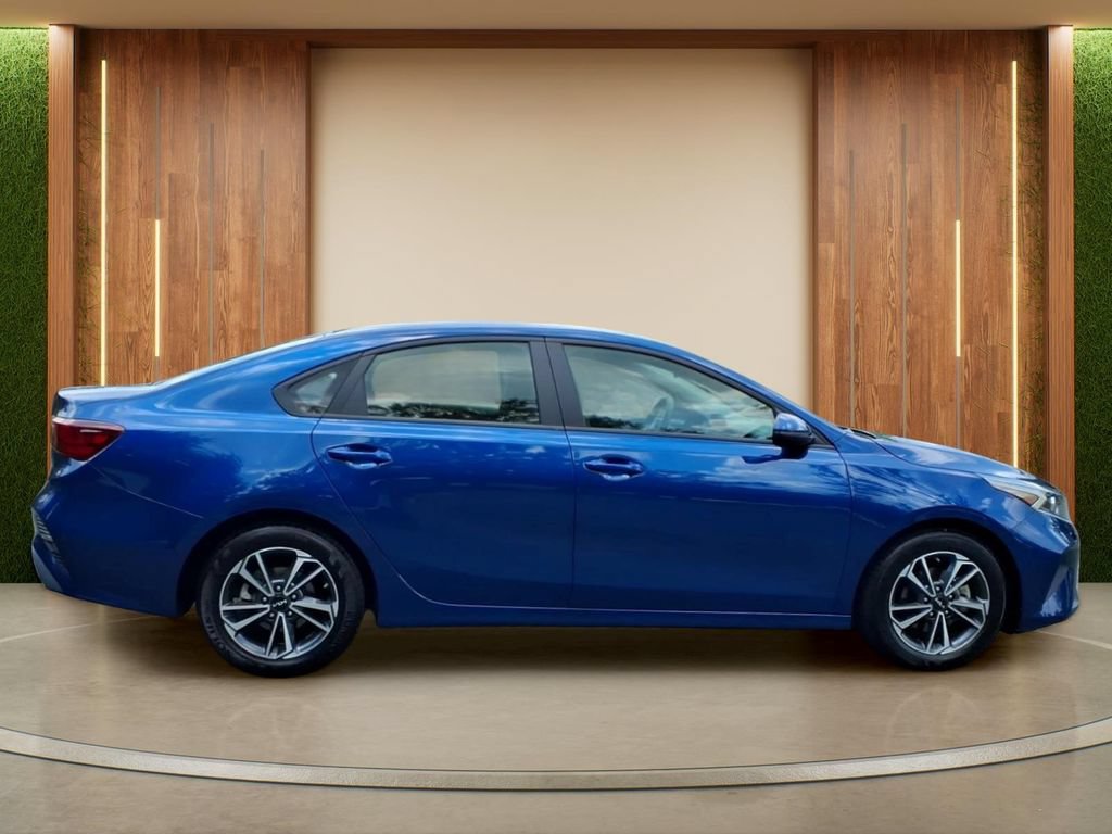 Used 2024 Kia Forte LXS w/ LXS Technology Package FWD image 35