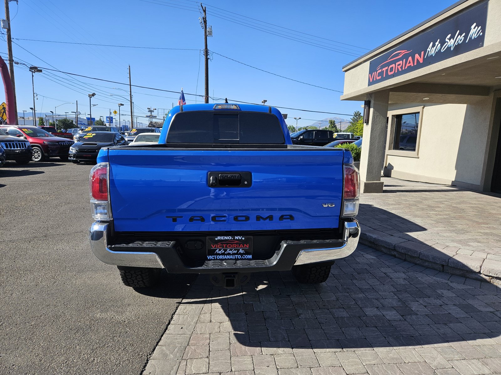 Used 2021 Toyota Tacoma TRD Off-Road AWD/4WD image 8