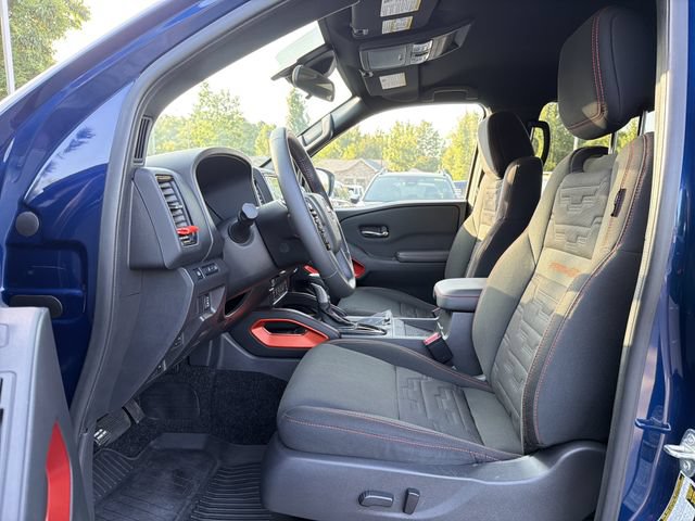 Used 2023 Nissan Frontier PRO-4X w/ Pro Convenience Package AWD/4WD image 11