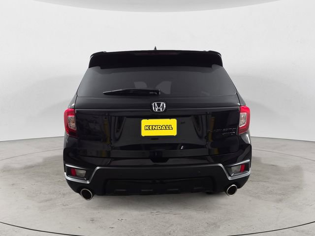 Used 2024 Honda Passport Black Edition image 4
