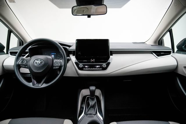 Used 2023 Toyota Corolla LE FWD image 11