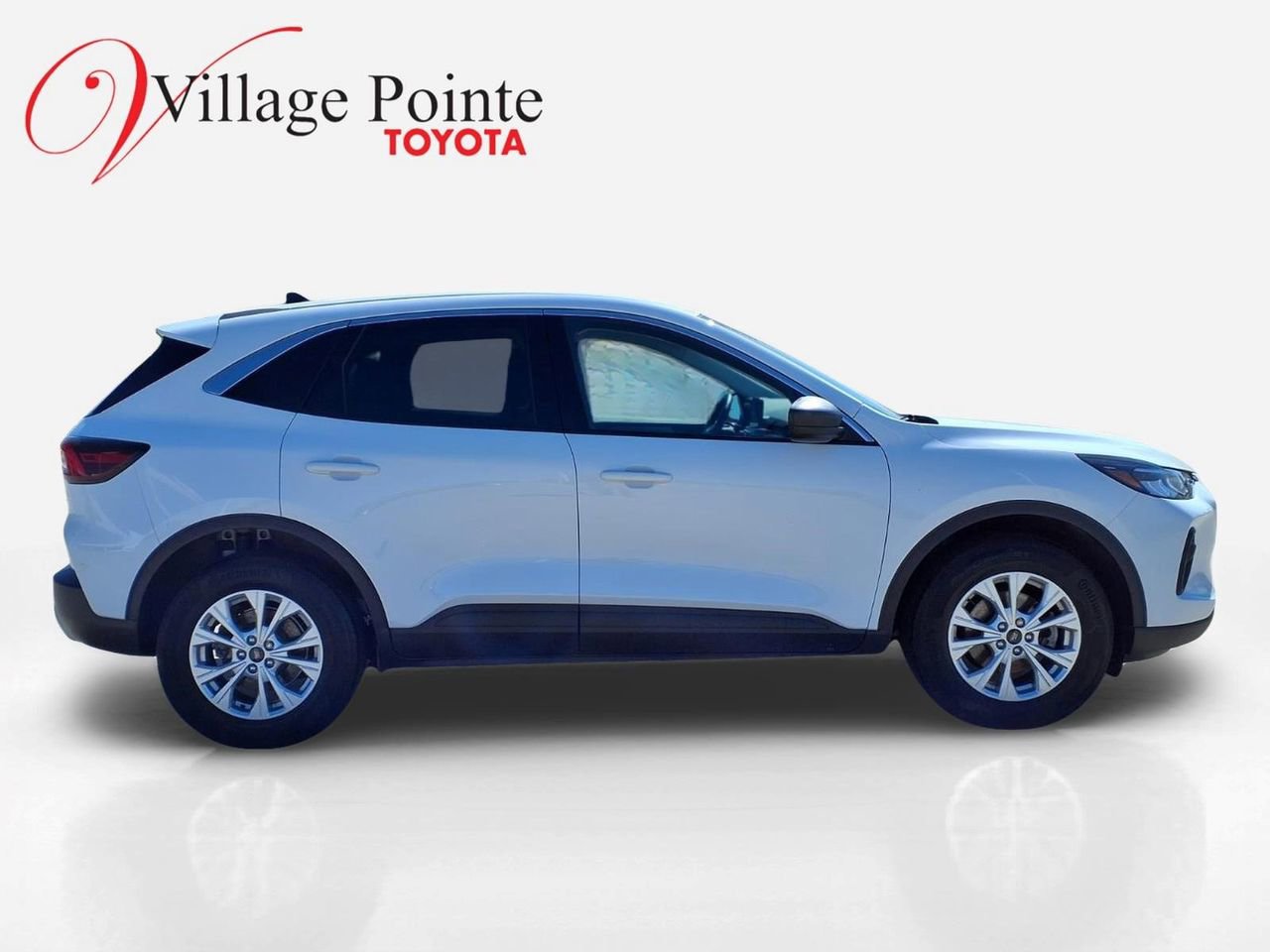 Used 2023 Ford Escape Active AWD/4WD image 9