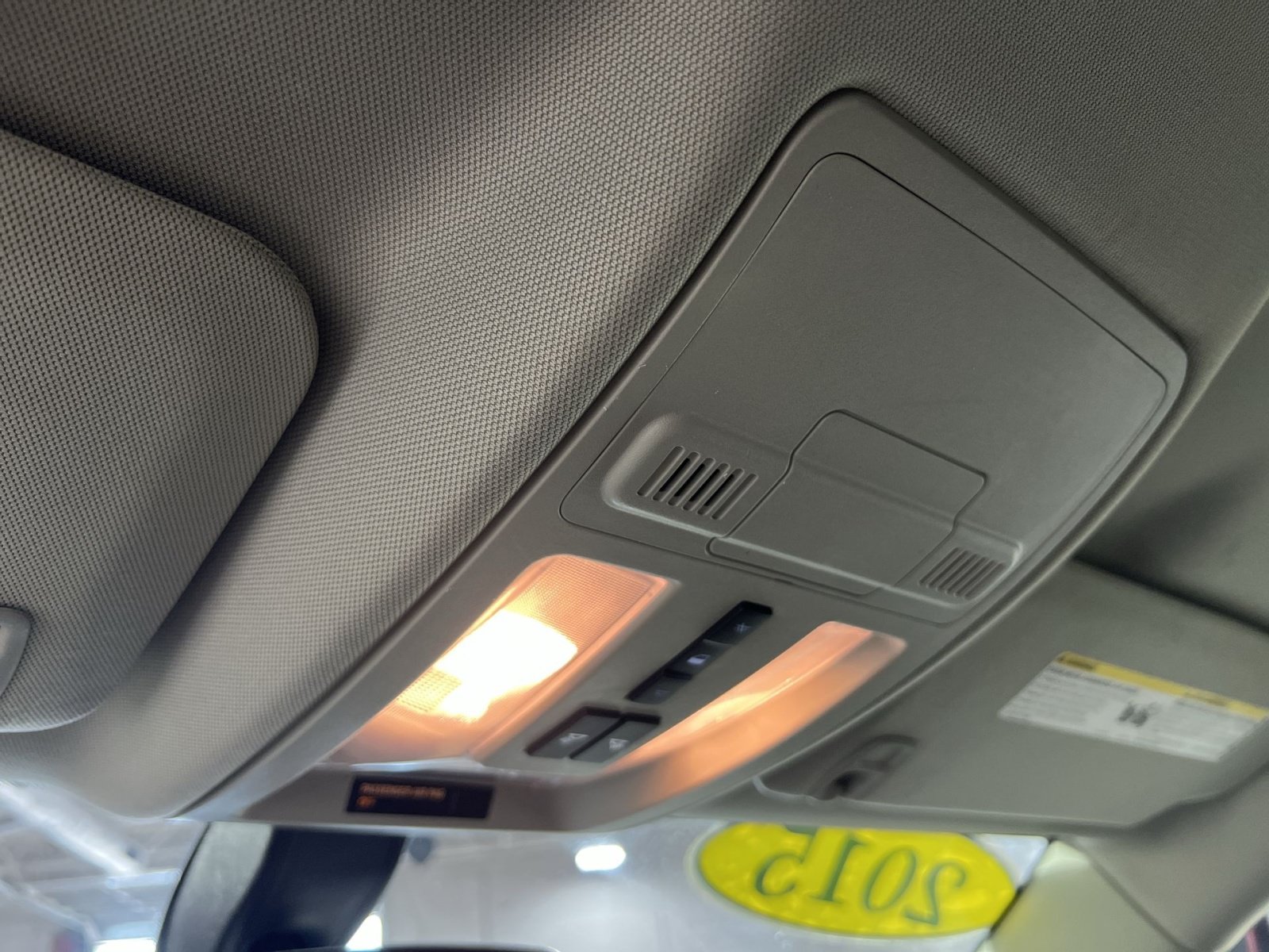 Used 2015 Cadillac SRX FWD image 36