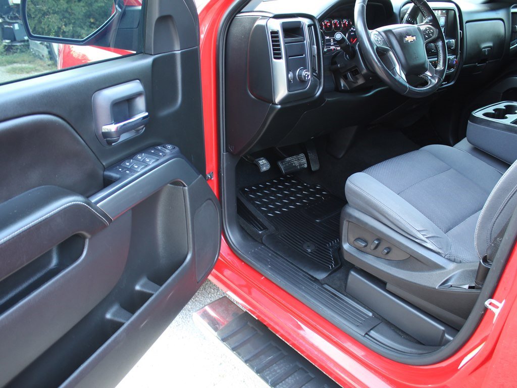 Used 2018 Chevrolet Silverado 1500 LT w/ Texas Edition image 15