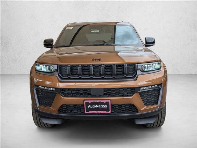 New 2026 Jeep Grand Cherokee Limited w/ Limited Altitude Package AWD/4WD image 6