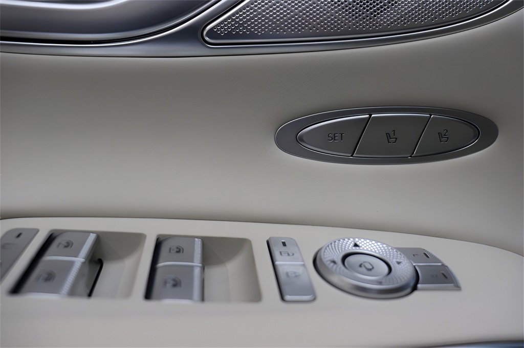 New 2026 Genesis GV70 2.5T Select image 12