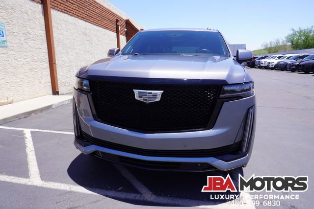 Used 2022 Cadillac Escalade Sport Platinum w/ Heavy-Duty Trailer Package image 79