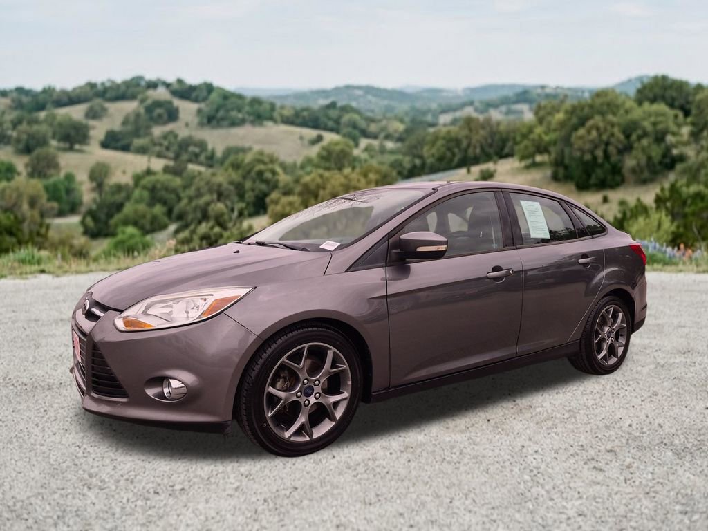 Used 2013 Ford Focus SE FWD image 3