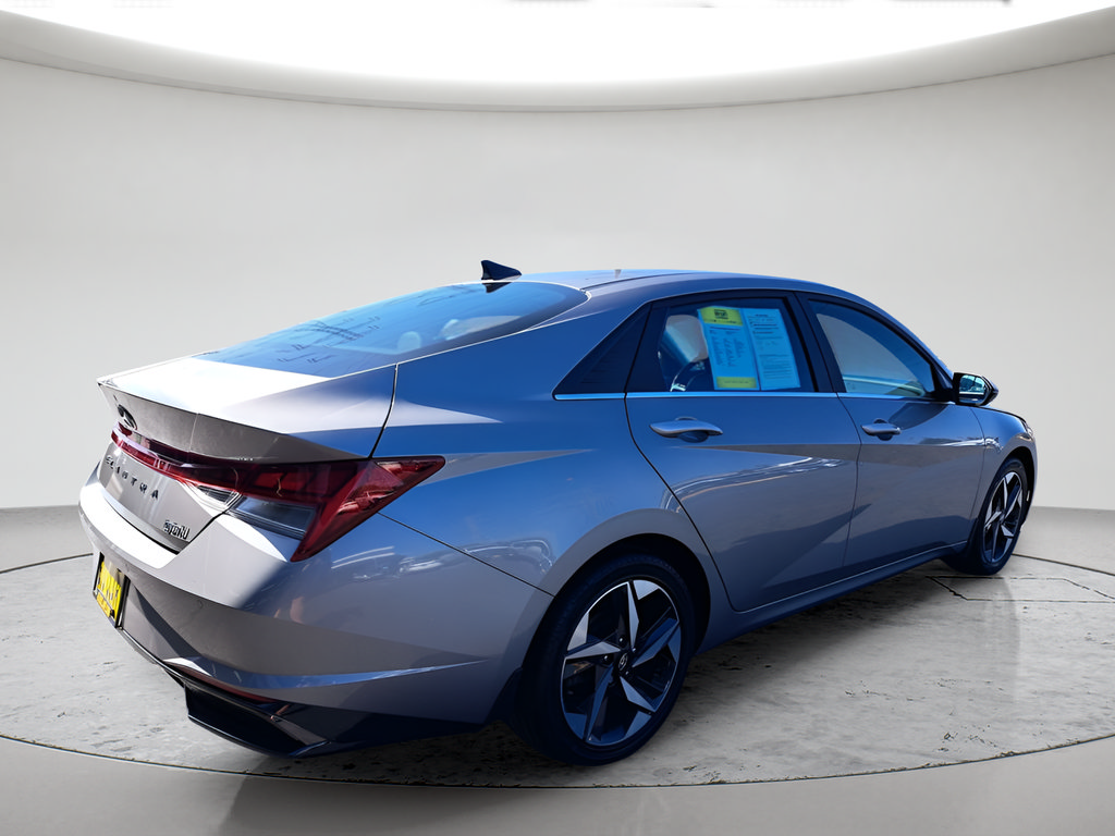 Used 2023 Hyundai Elantra Limited FWD image 5