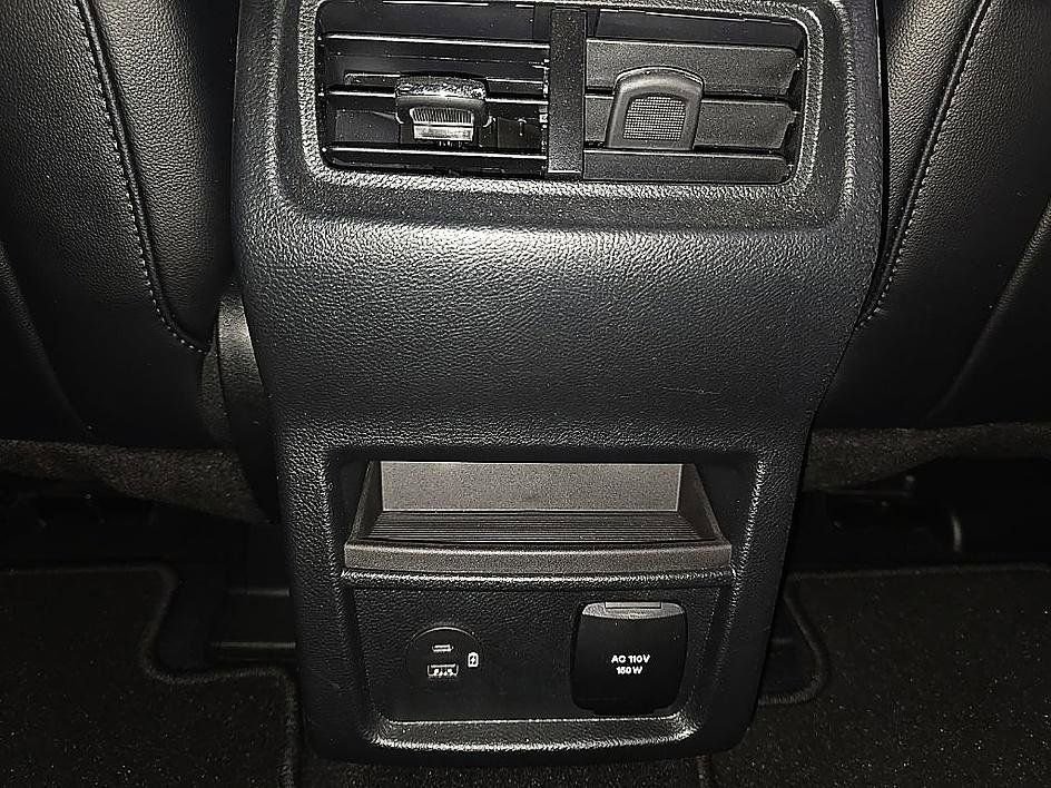 Used 2022 Ford Edge SEL w/ Convenience Package image 35