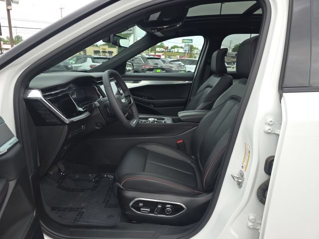 Used 2024 Jeep Wagoneer Launch Edition AWD/4WD image 14