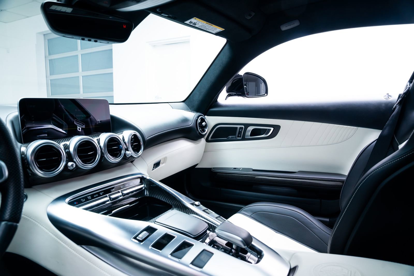 Used 2020 Mercedes-Benz AMG GT C image 11