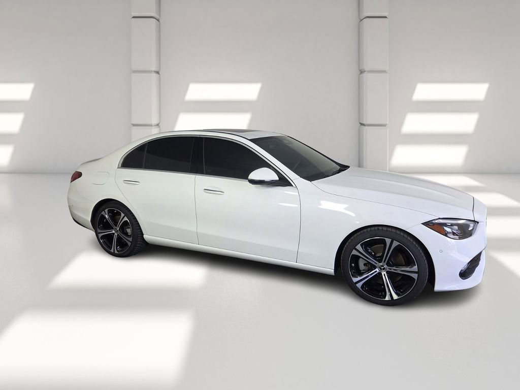 Used 2024 Mercedes-Benz C 300 Sedan image 4