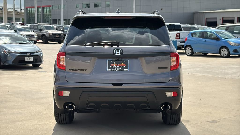 Used 2021 Honda Passport Touring image 4