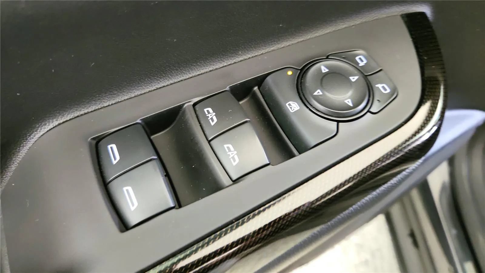 Used 2020 GMC Acadia AT4 w/ Driver Alert Package II AWD/4WD image 31