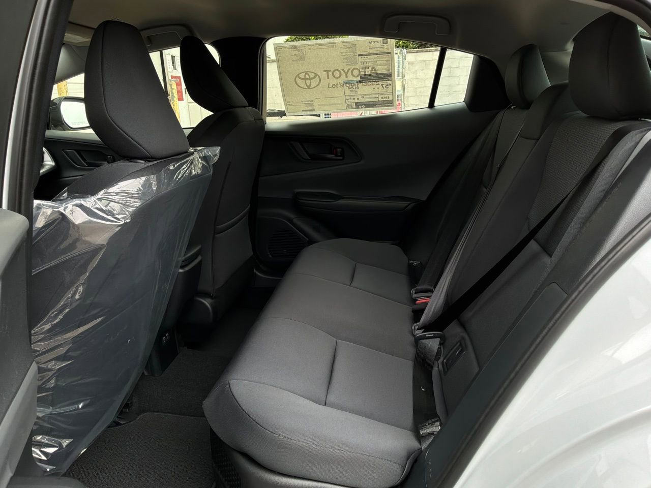 New 2026 Toyota Prius LE FWD image 10