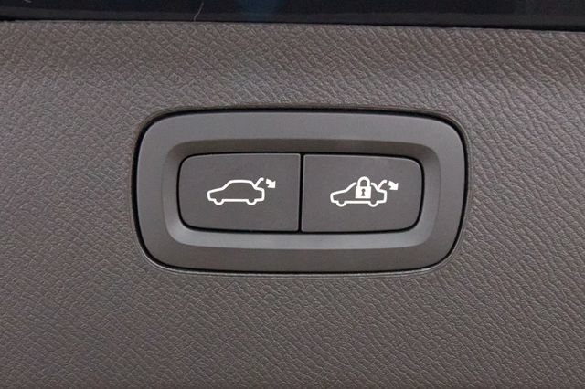 Certified 2023 Volvo XC90 B6 Ultimate AWD/4WD image 29
