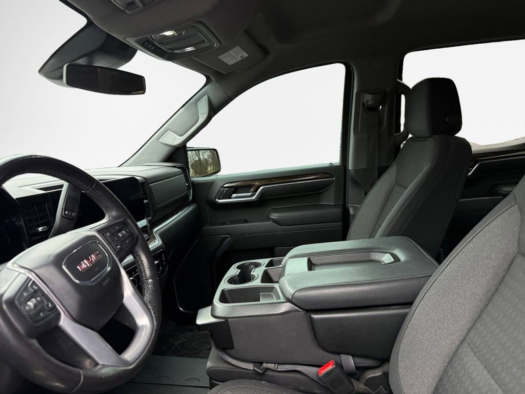 Used 2022 GMC Sierra 1500 Elevation image 12