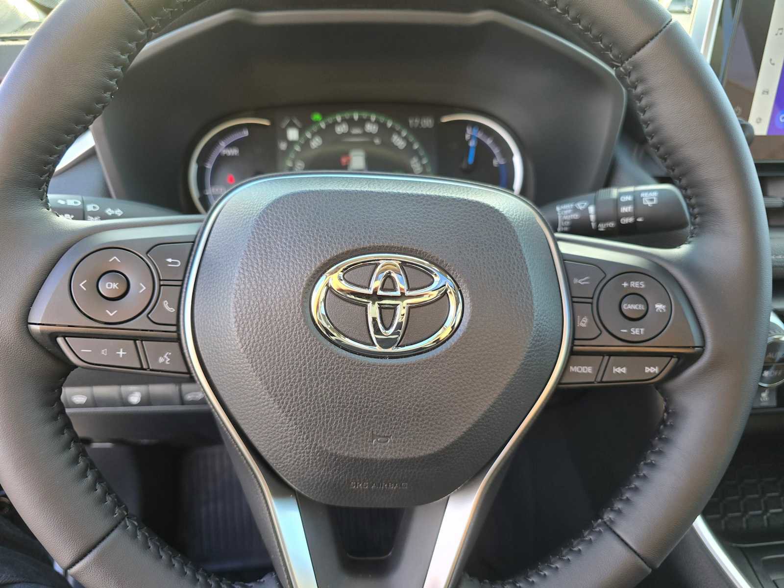 Certified 2025 Toyota RAV4 XLE image 26