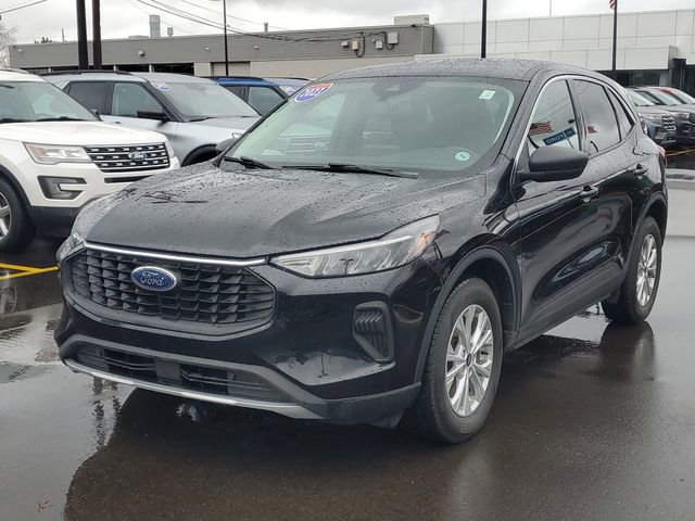 Certified 2023 Ford Escape Active image 2