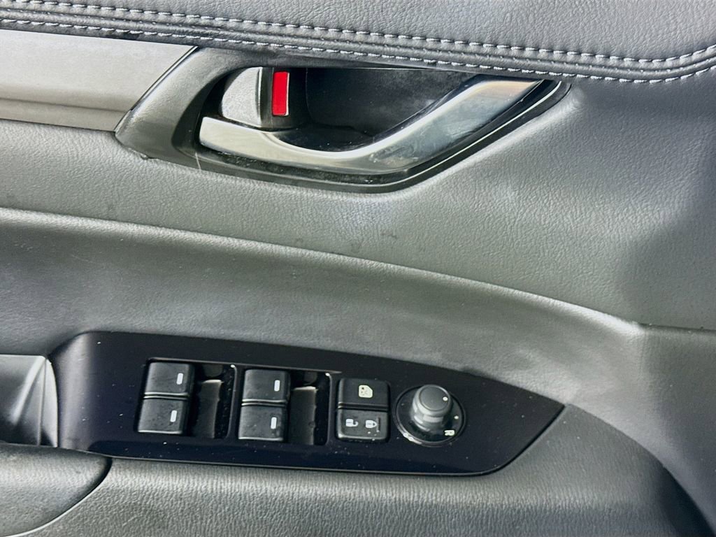 Used 2020 MAZDA CX-5 Touring image 24