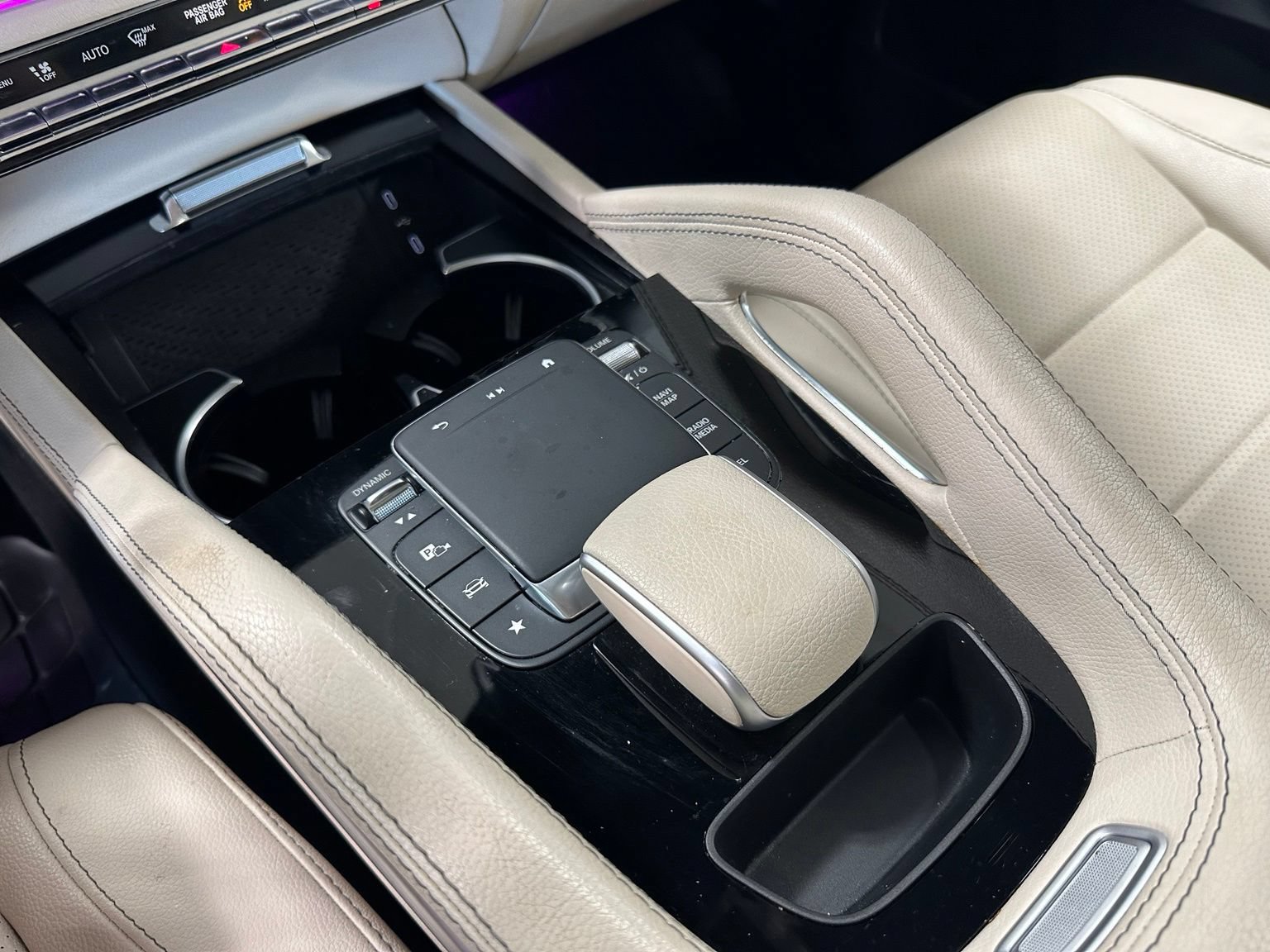 Used 2024 Mercedes-Benz GLE 450e 4MATIC image 28