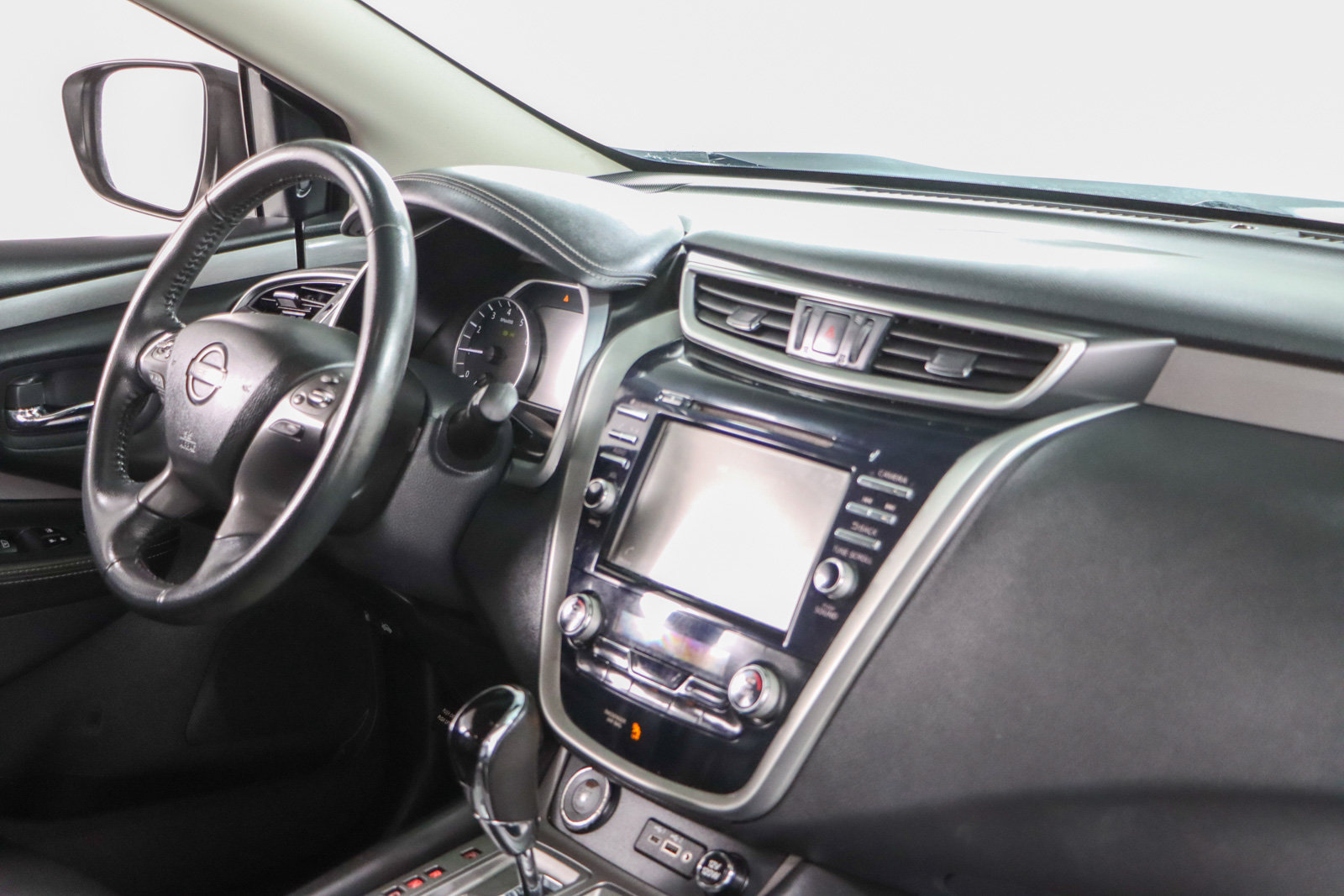 Used 2023 Nissan Murano SV FWD image 25