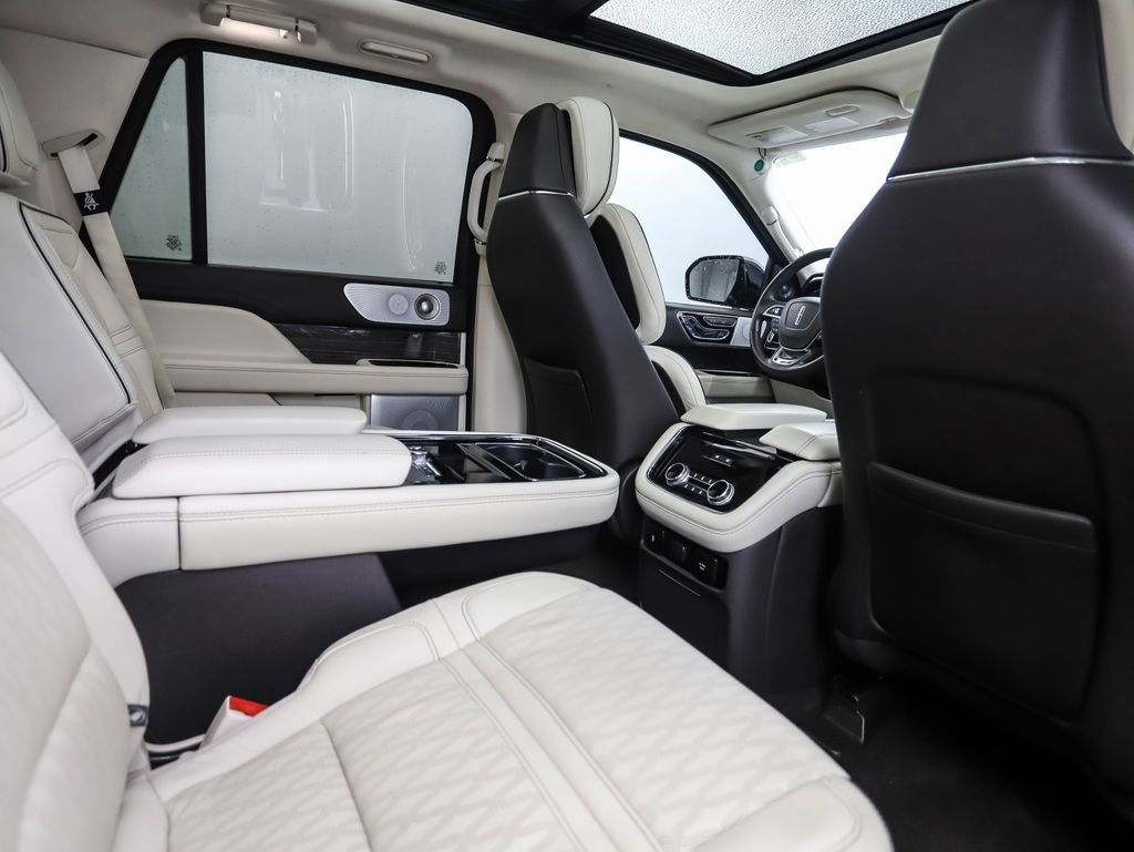 Used 2021 Lincoln Navigator Black Label image 27