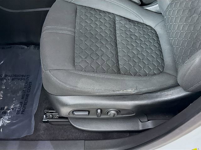 Used 2020 Chevrolet Blazer LT image 18