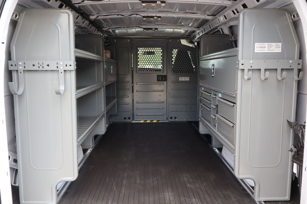 New 2025 Chevrolet Express 2500 w/ Driver Convenience Package image 29