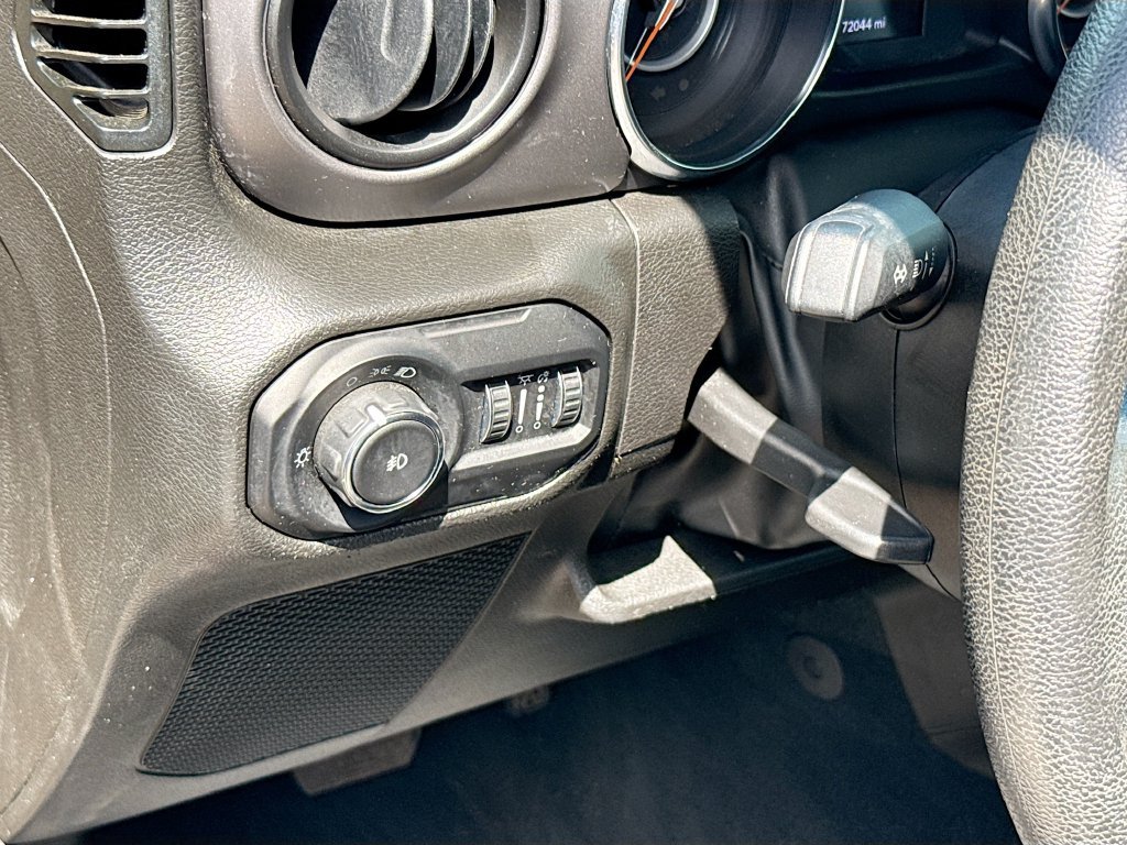 Used 2022 Jeep Wrangler Unlimited Sport AWD/4WD image 11