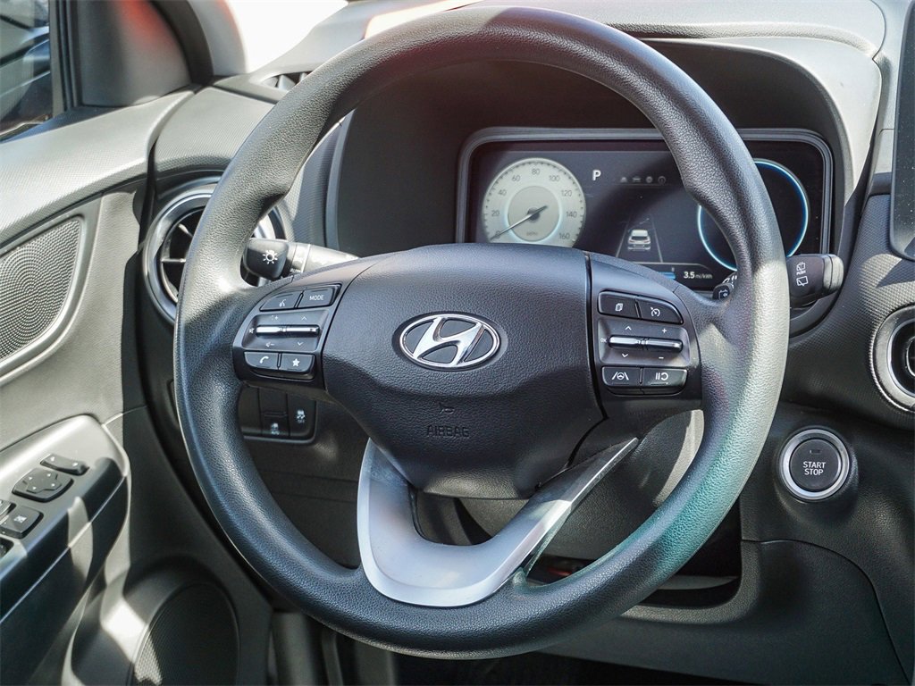 Used 2022 Hyundai Kona SEL image 16