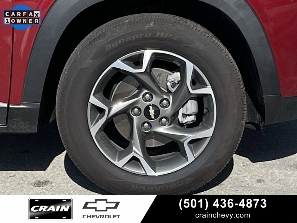 Used 2025 Chevrolet Trax LT w/ LT Convenience Package image 32
