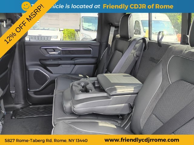 New 2026 RAM 1500 Laramie AWD/4WD image 18