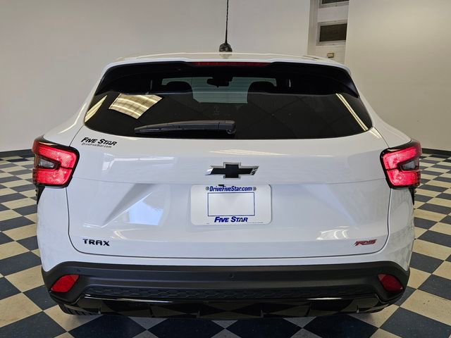 New 2026 Chevrolet Trax RS w/ Sunroof Package image 6