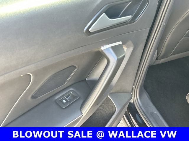 Certified 2024 Volkswagen Tiguan Wolfsburg Edition image 12