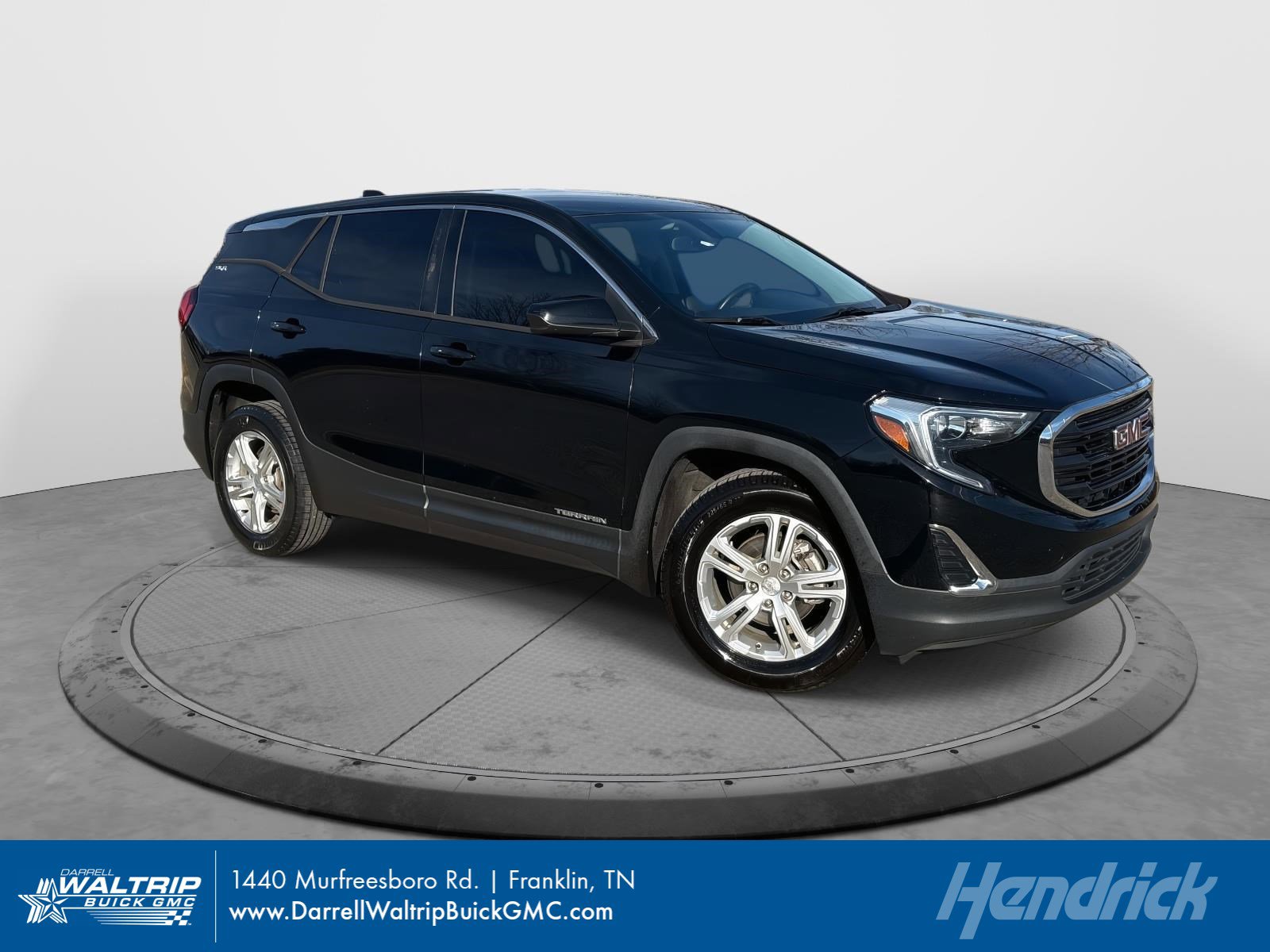 Used 2018 GMC Terrain SLE image 1