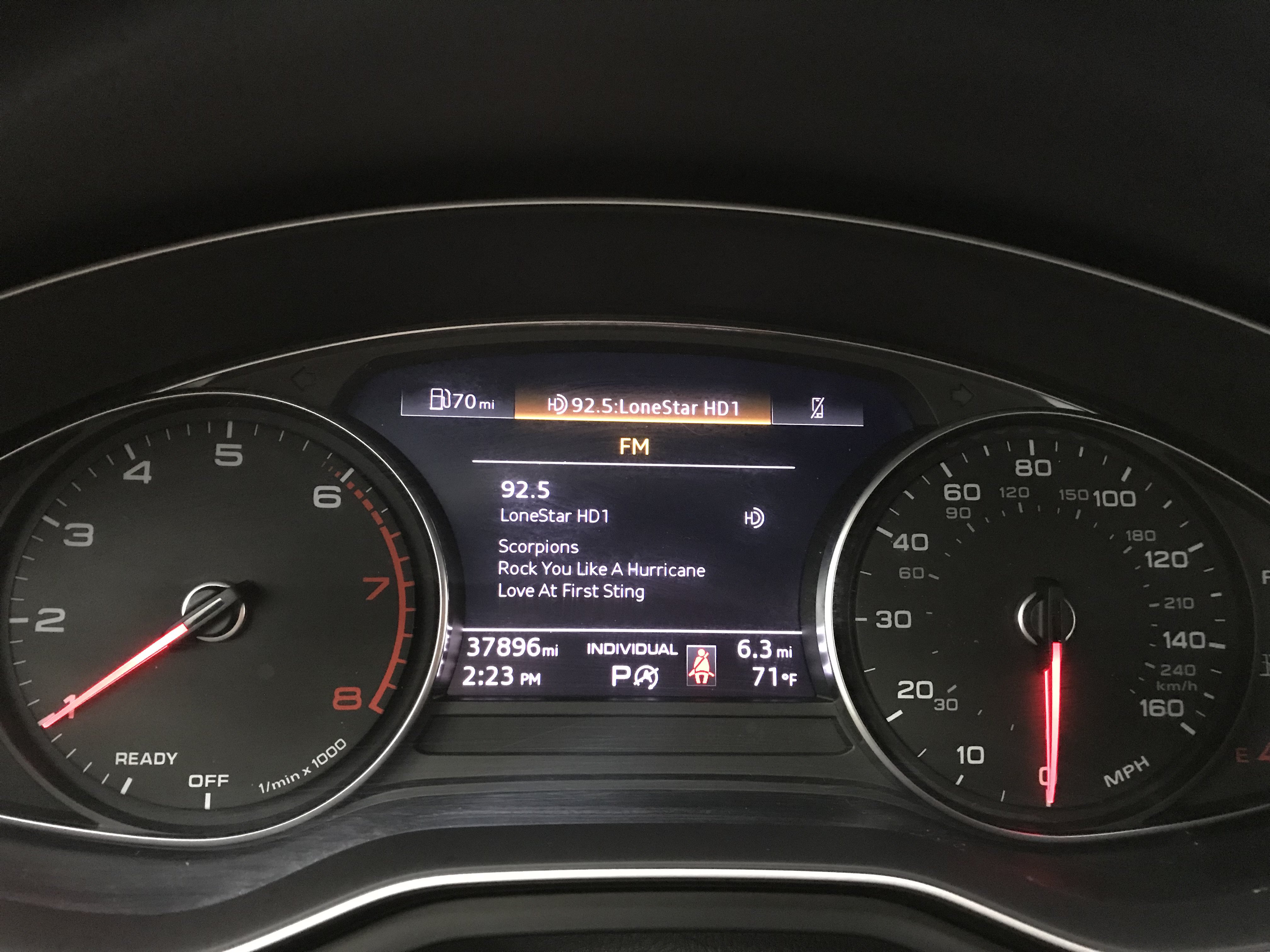 Used 2023 Audi A4 2.0T Premium w/ Convenience Package AWD/4WD image 18