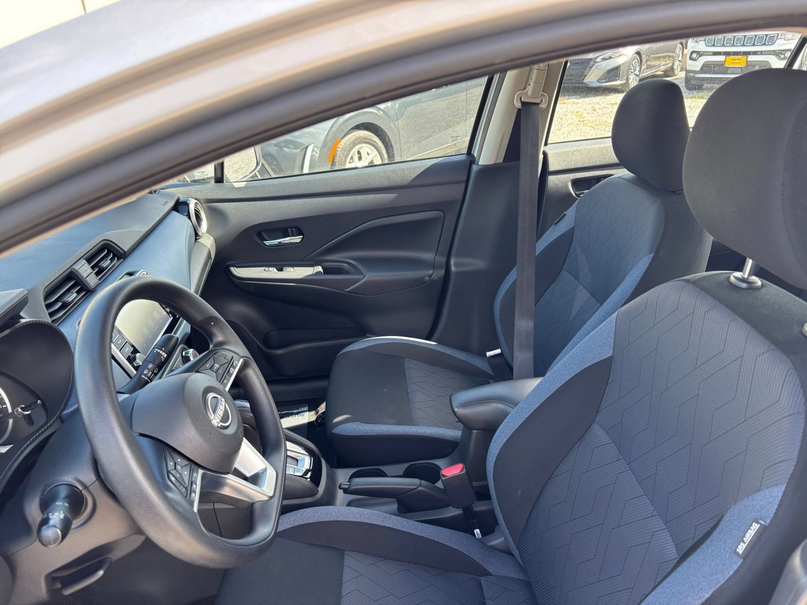 Used 2025 Nissan Versa SV FWD image 24