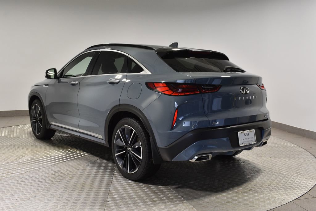 Certified 2025 INFINITI QX55 Essential w/ Accent Package AWD/4WD image 9