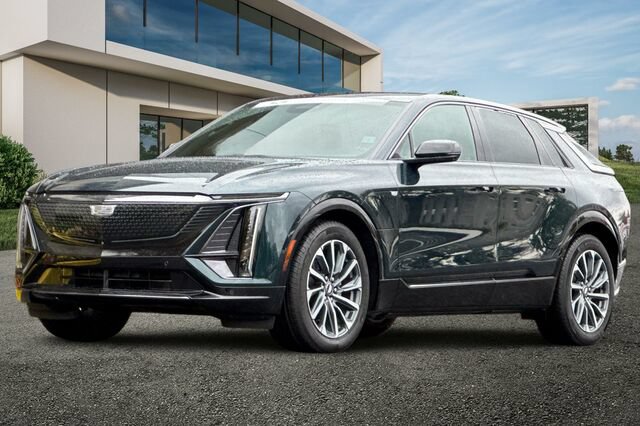 Certified 2024 Cadillac Lyriq Sport w/ LPO, Floor Liner Package AWD/4WD image 8