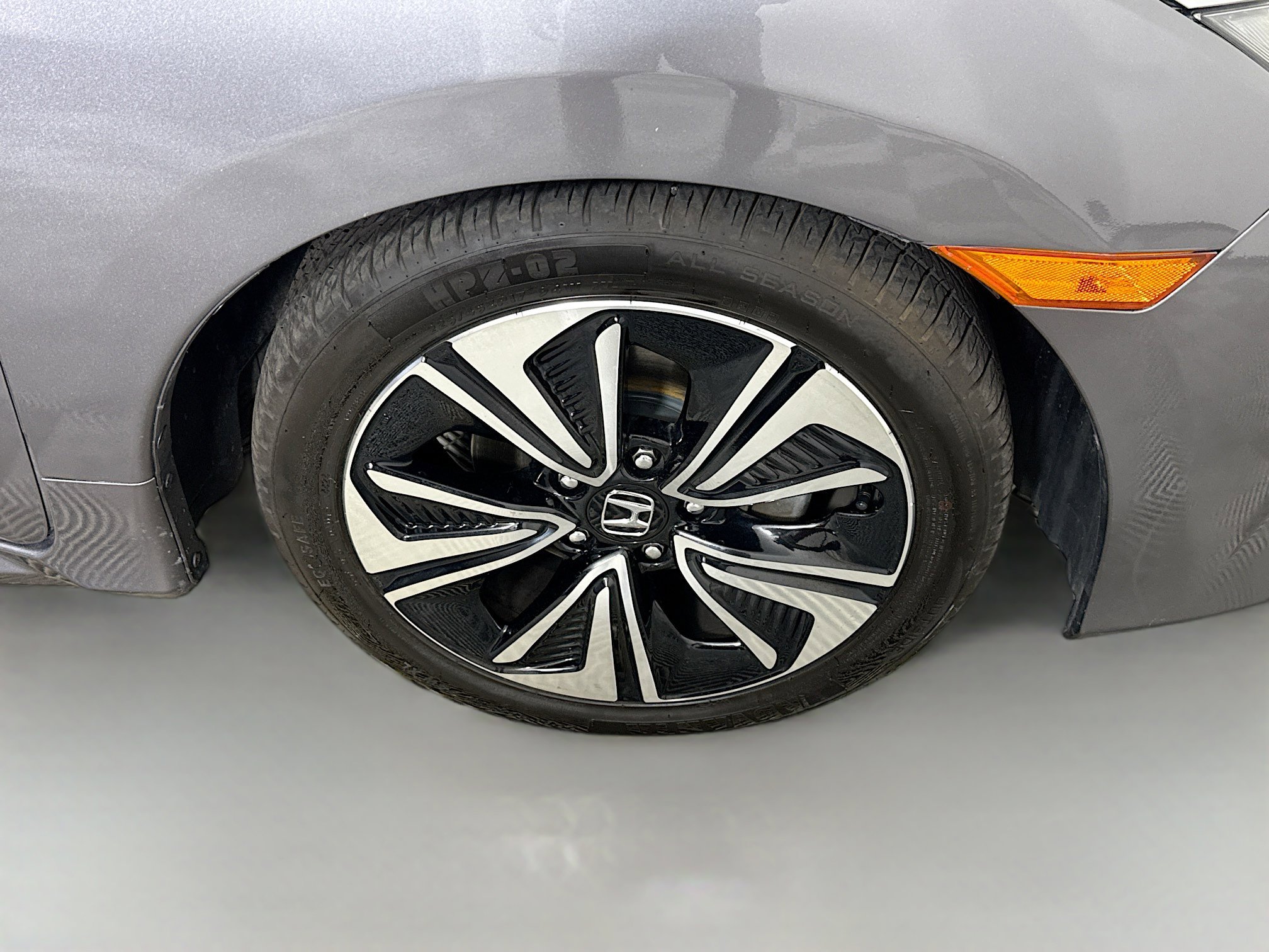 Used 2018 Honda Civic EX-T image 32