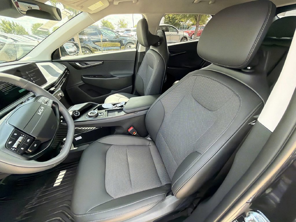 New 2026 Kia EV6 Light AWD/4WD image 14