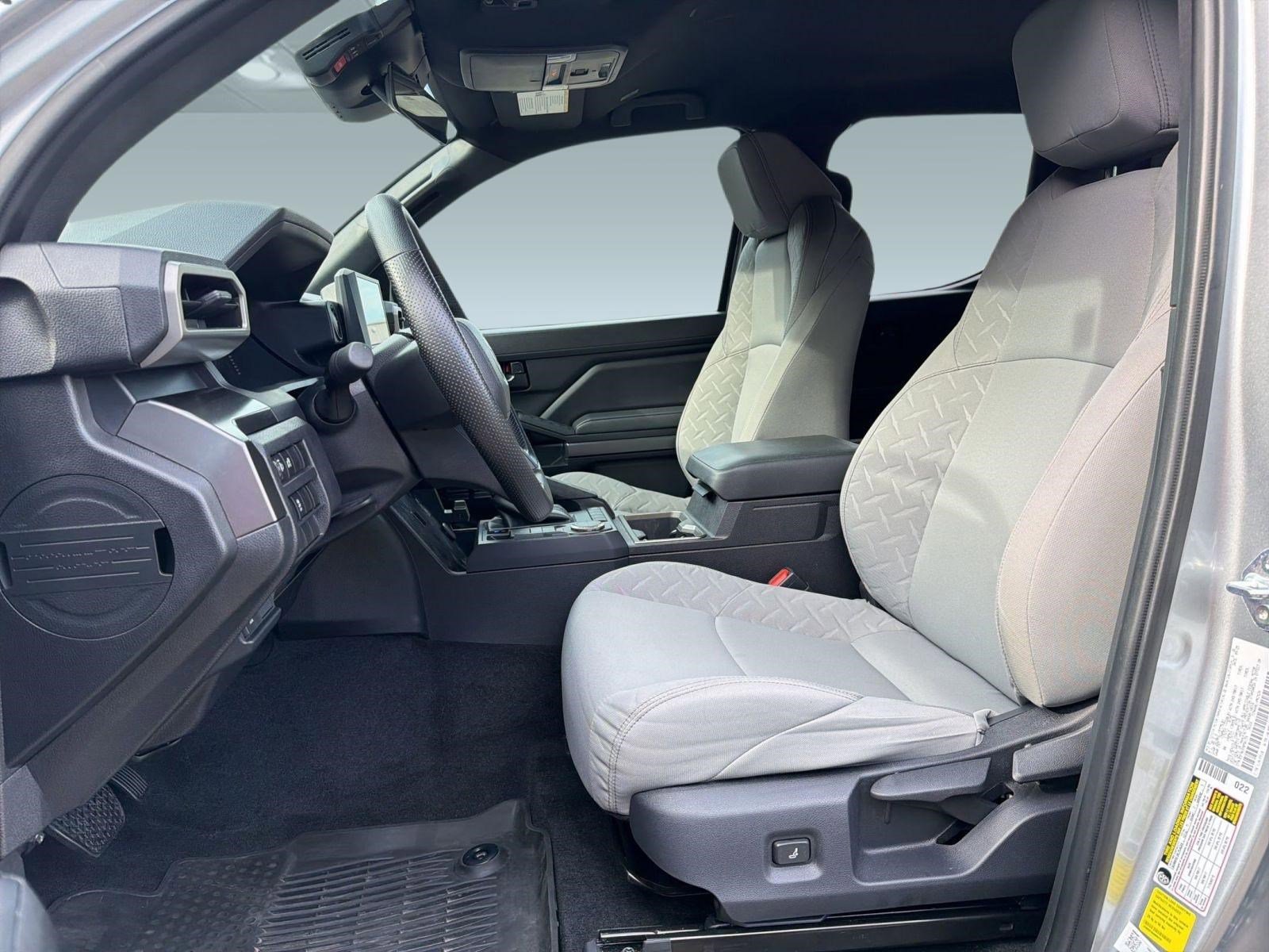 Used 2025 Toyota Tacoma SR5 RWD image 5