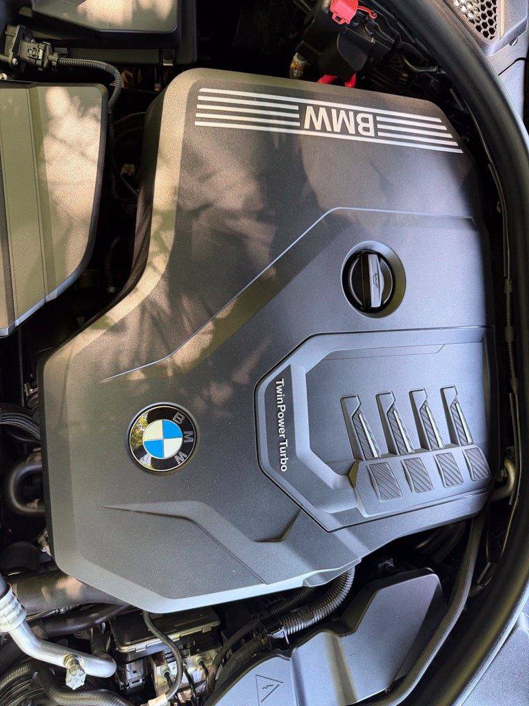 Used 2024 BMW 330i xDrive Sedan AWD/4WD image 23