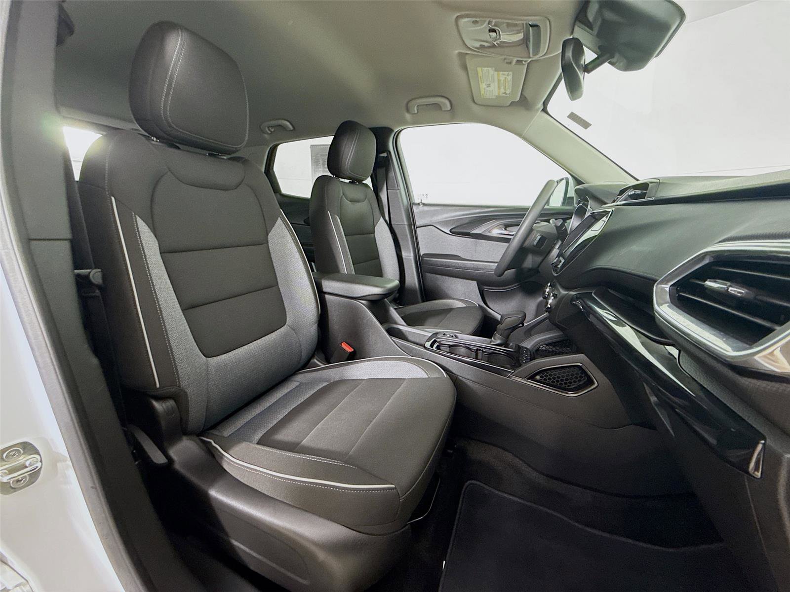 Used 2023 Chevrolet TrailBlazer LT w/ Convenience Package image 26