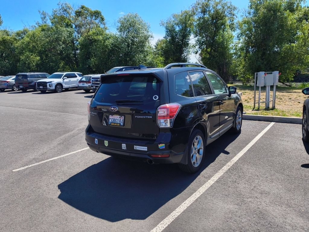 Used 2018 Subaru Forester 2.5i Touring AWD/4WD image 4
