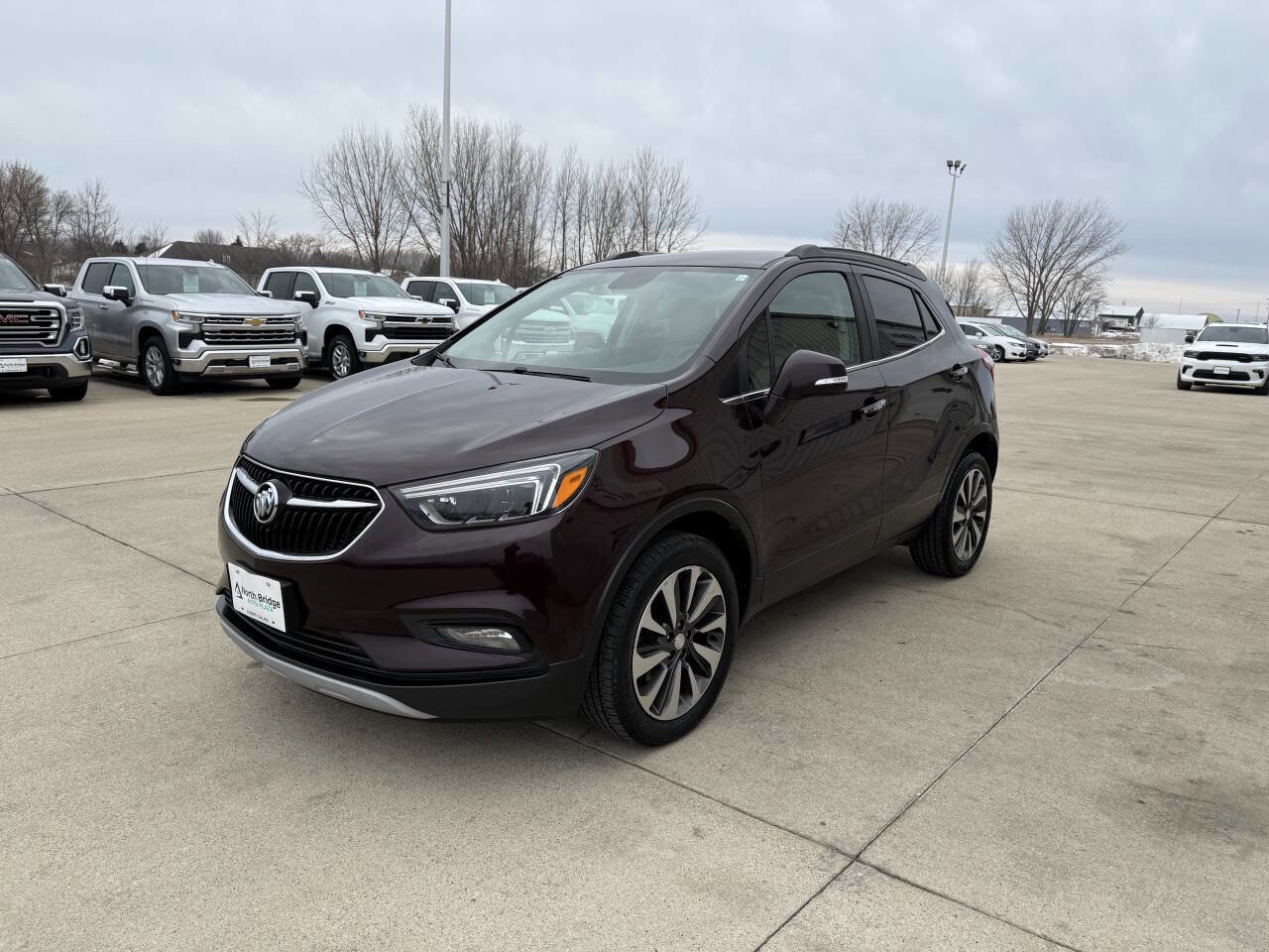 Used 2017 Buick Encore Essence image 2