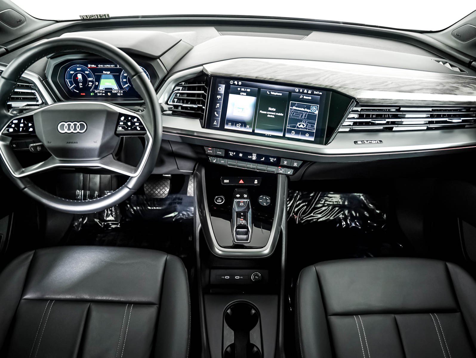 Used 2023 Audi Q4 e-tron Premium Plus RWD image 7