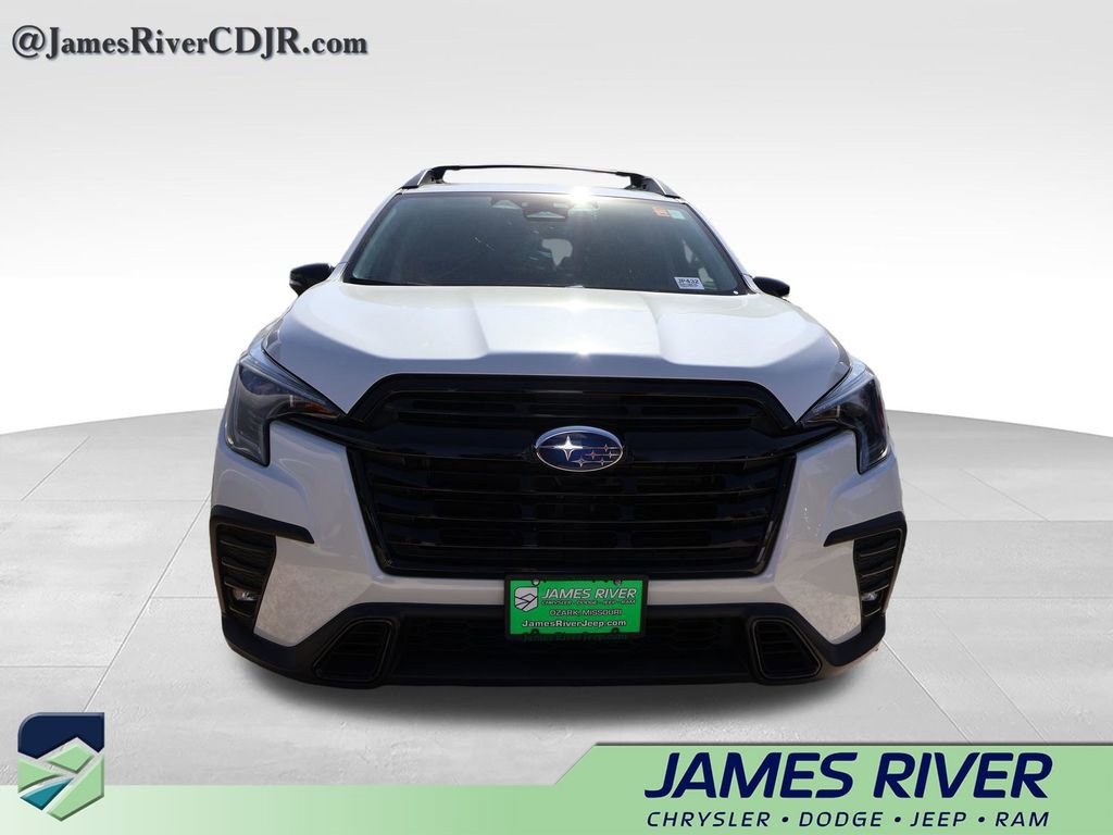 Used 2023 Subaru Ascent Onyx Edition AWD/4WD image 7